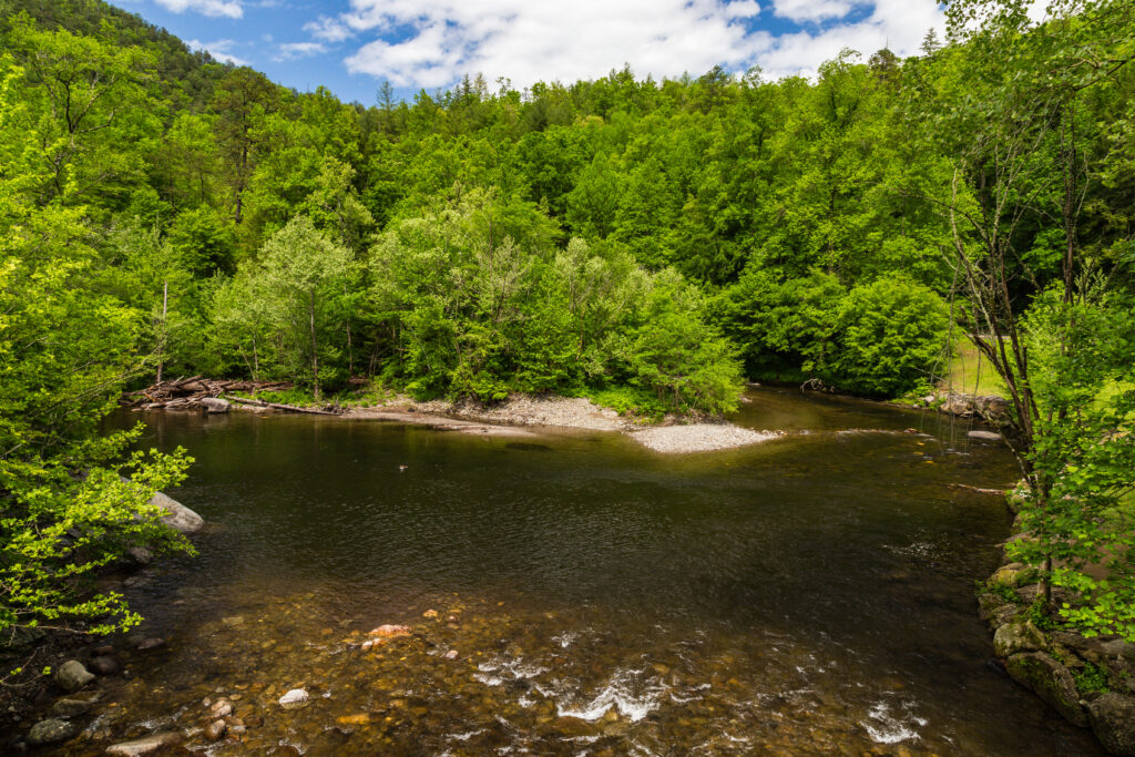 a view of the Townsend Wye in the Great Smoky Mountains National park between Townsend and Gatlinburg